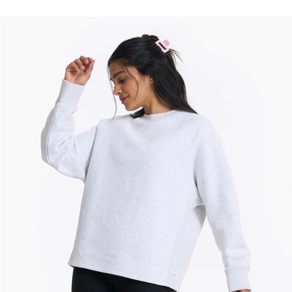 Vuori Restore Oversize Sweatshirt Womens Size M- Grey 
Pullover - Picture 3 of 6